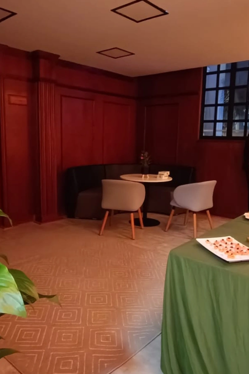 Impact Hub Coworking - Casa Mueller cover