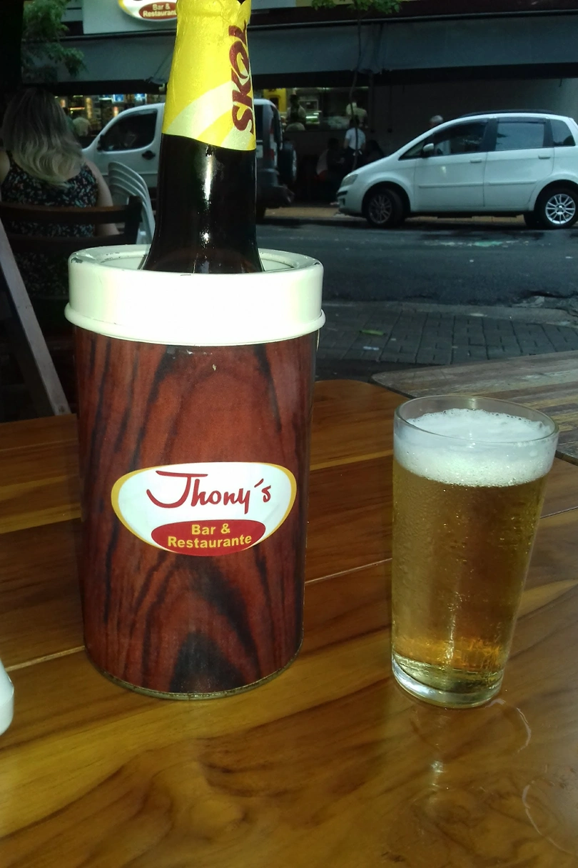 Jhony's I Bar & Restaurante cover