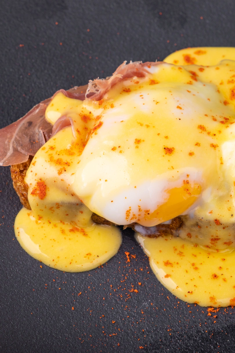 Lets Eggs - Centro cover