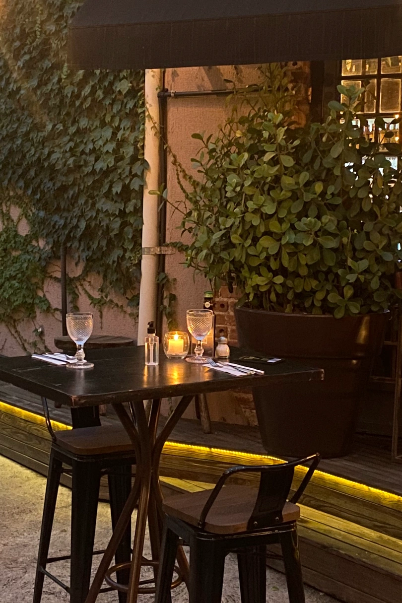 Madá Pizza e Vinho cover