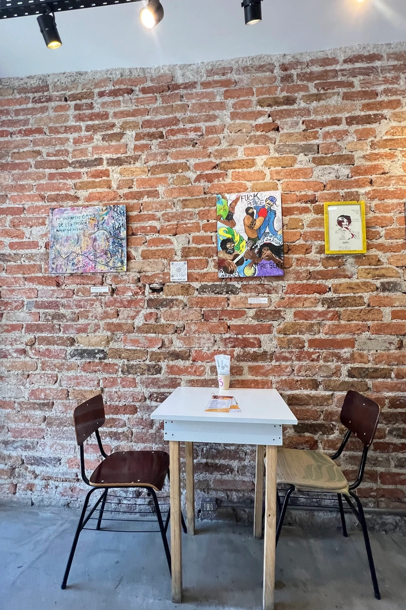Manifesto Café cover