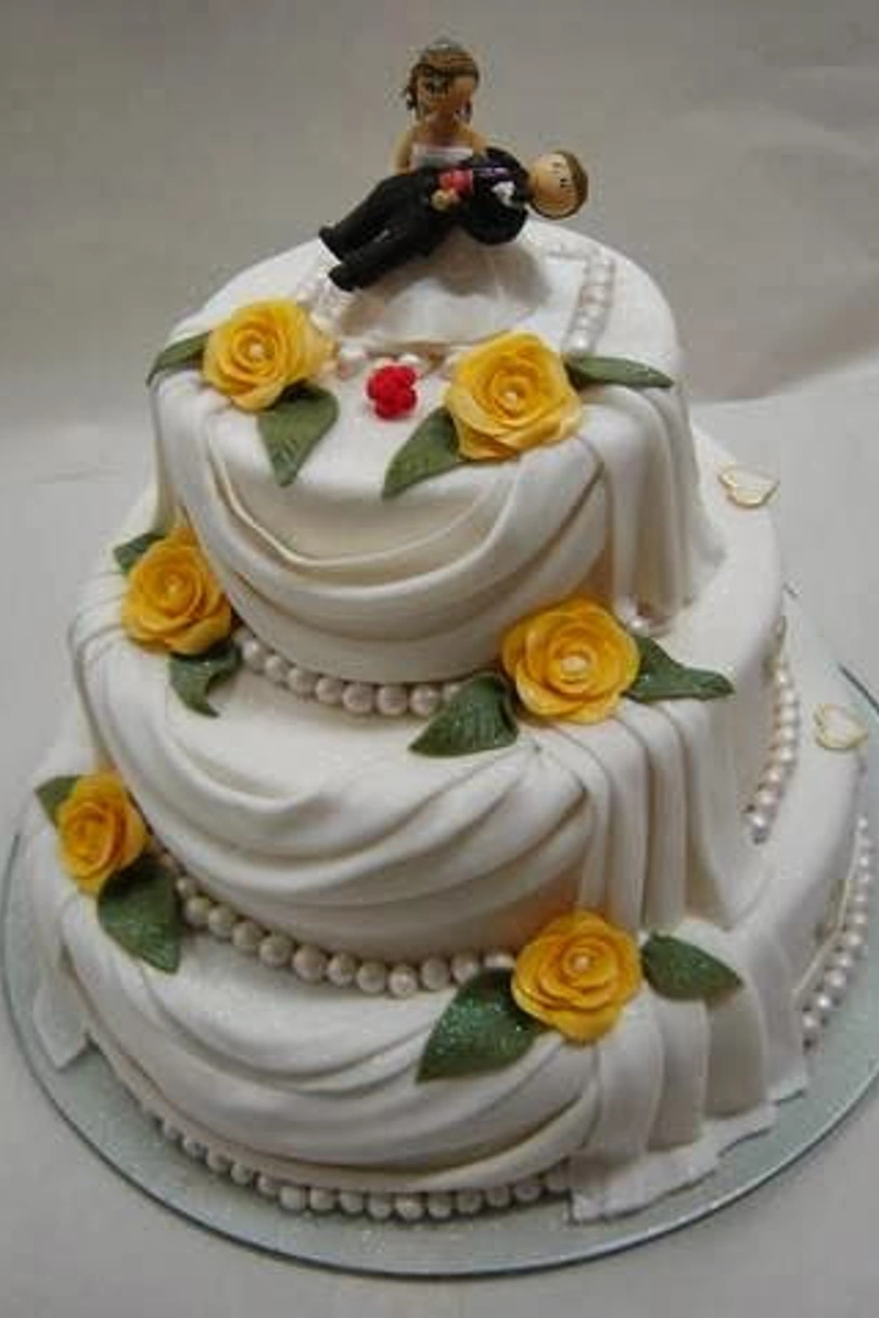 Panificadora e Confeitaria Família cover