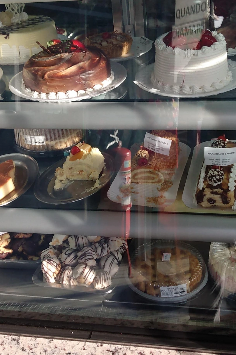 Panificadora e Confeitaria Família cover