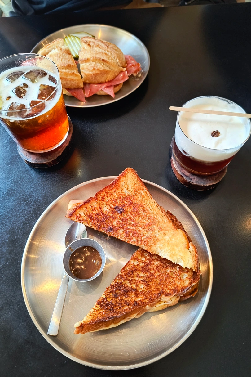 RONIN cafe e lanche cover