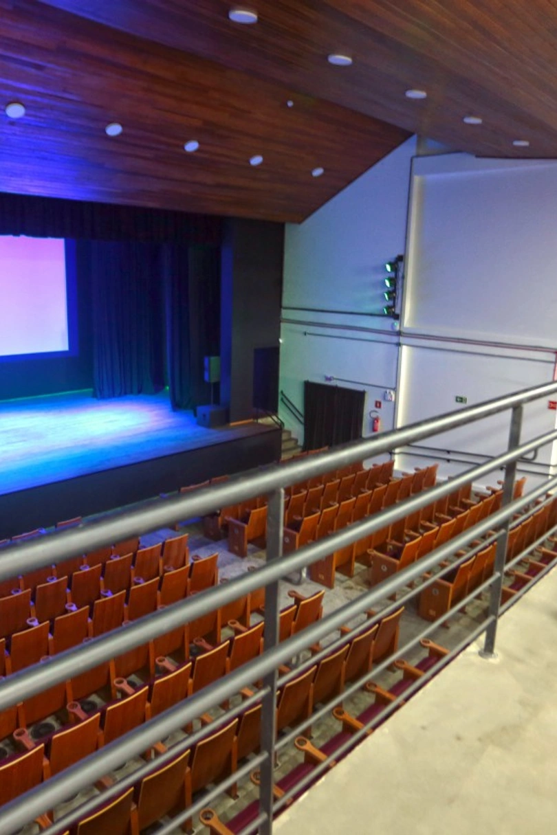 Teatro da Vila cover